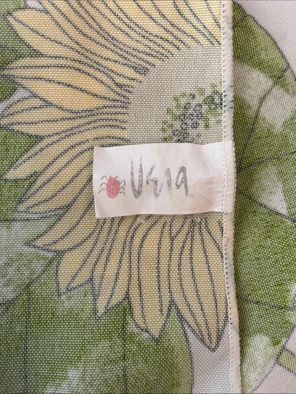 Vera Neumann Sunflower 🌻 Tablecloth